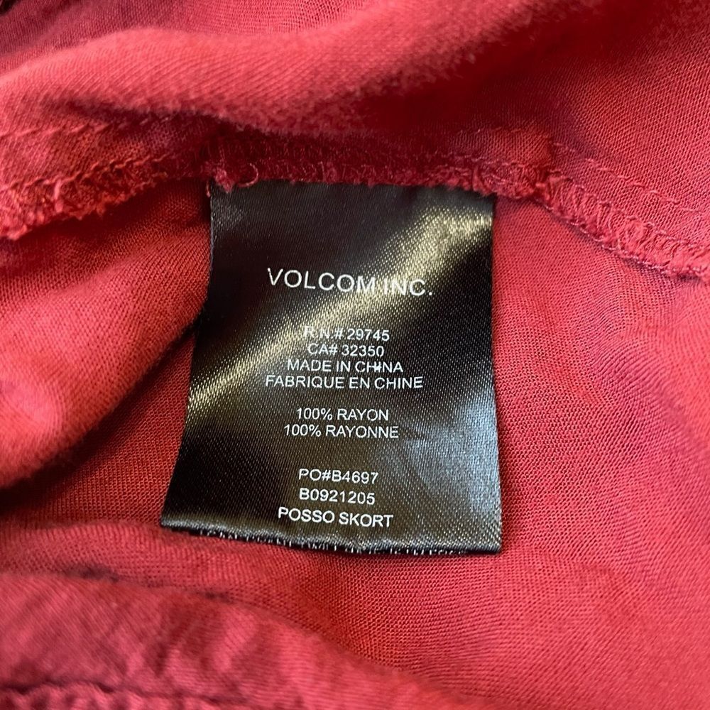 ‎Volcom Red Mini Skort - Women’s 11 - Picture 4 of 5